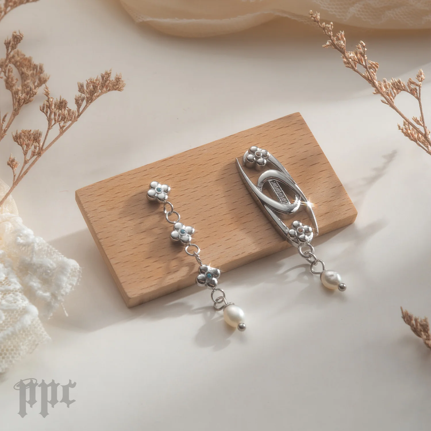 ATZ Dreamy Day Earrings