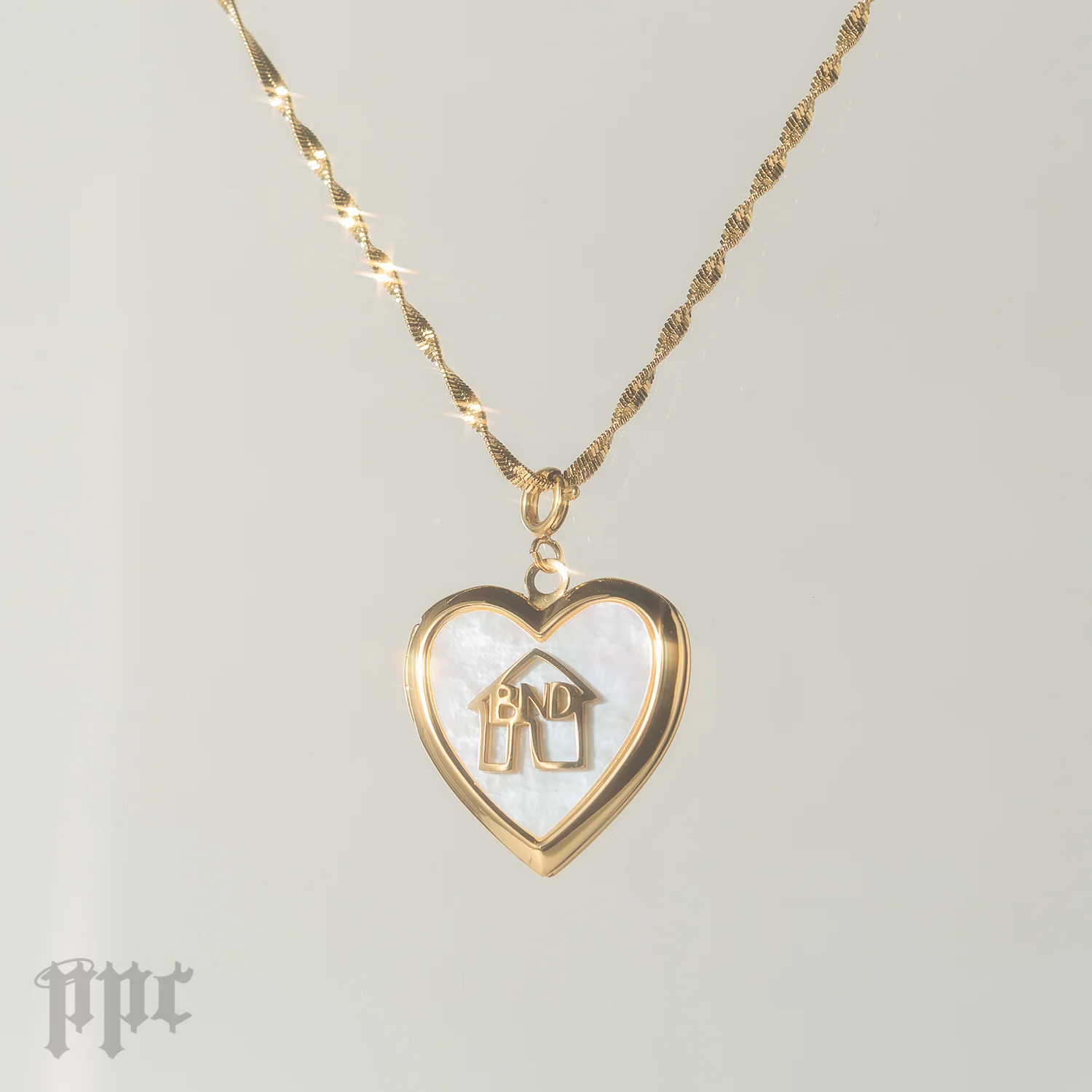 BND Sweetheart Locket - Image 5