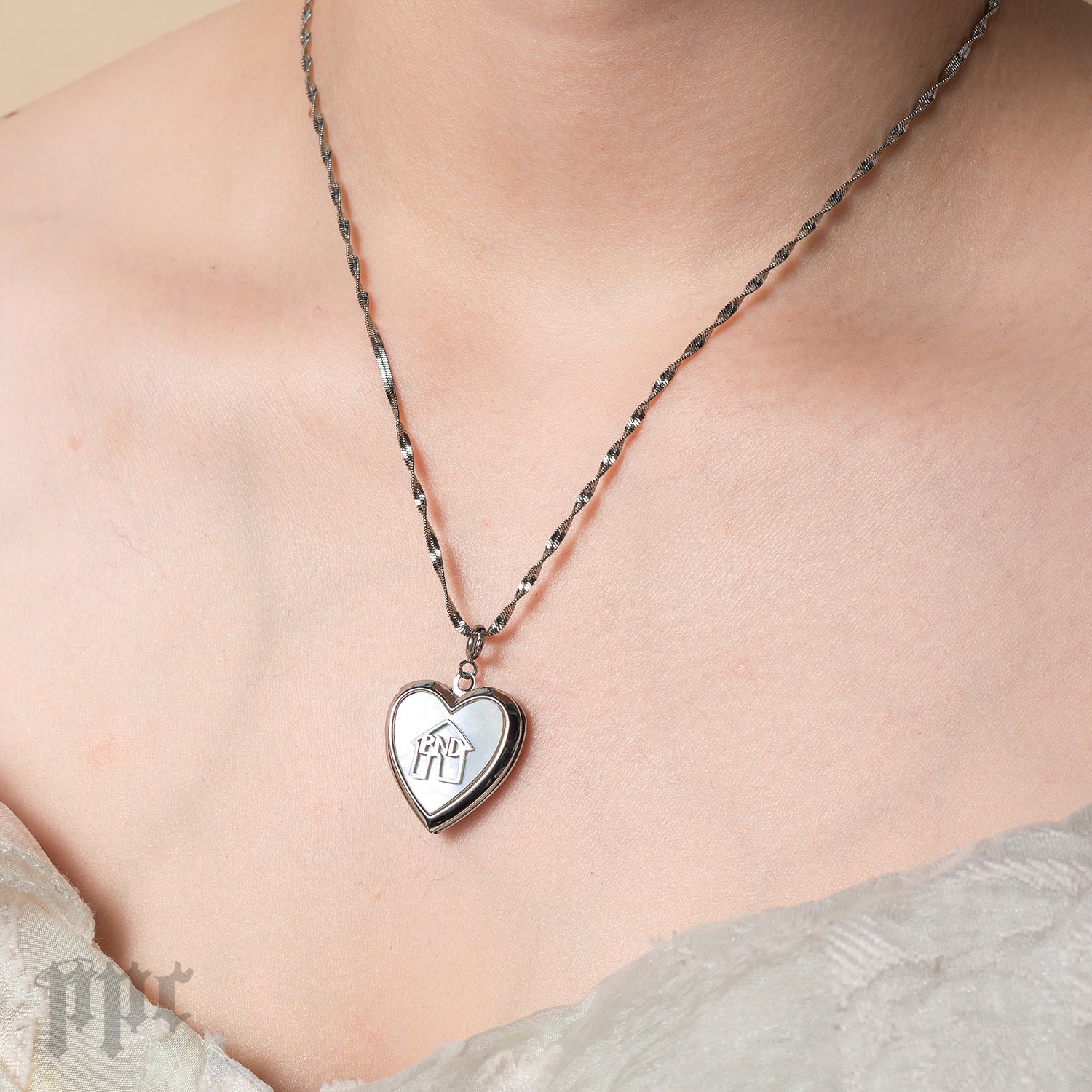 BND Sweetheart Locket - Image 6