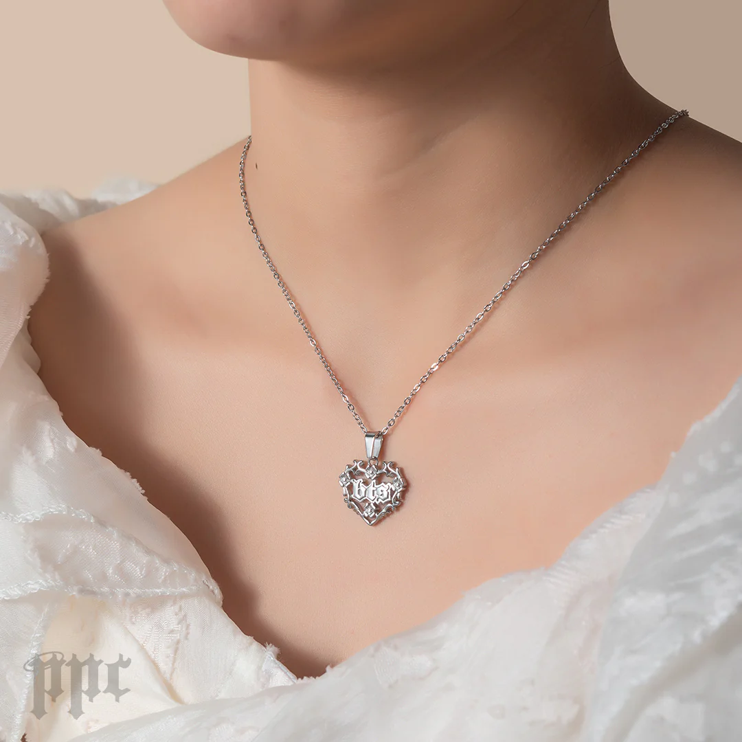 BTS Royal Hearts Necklace - Image 4