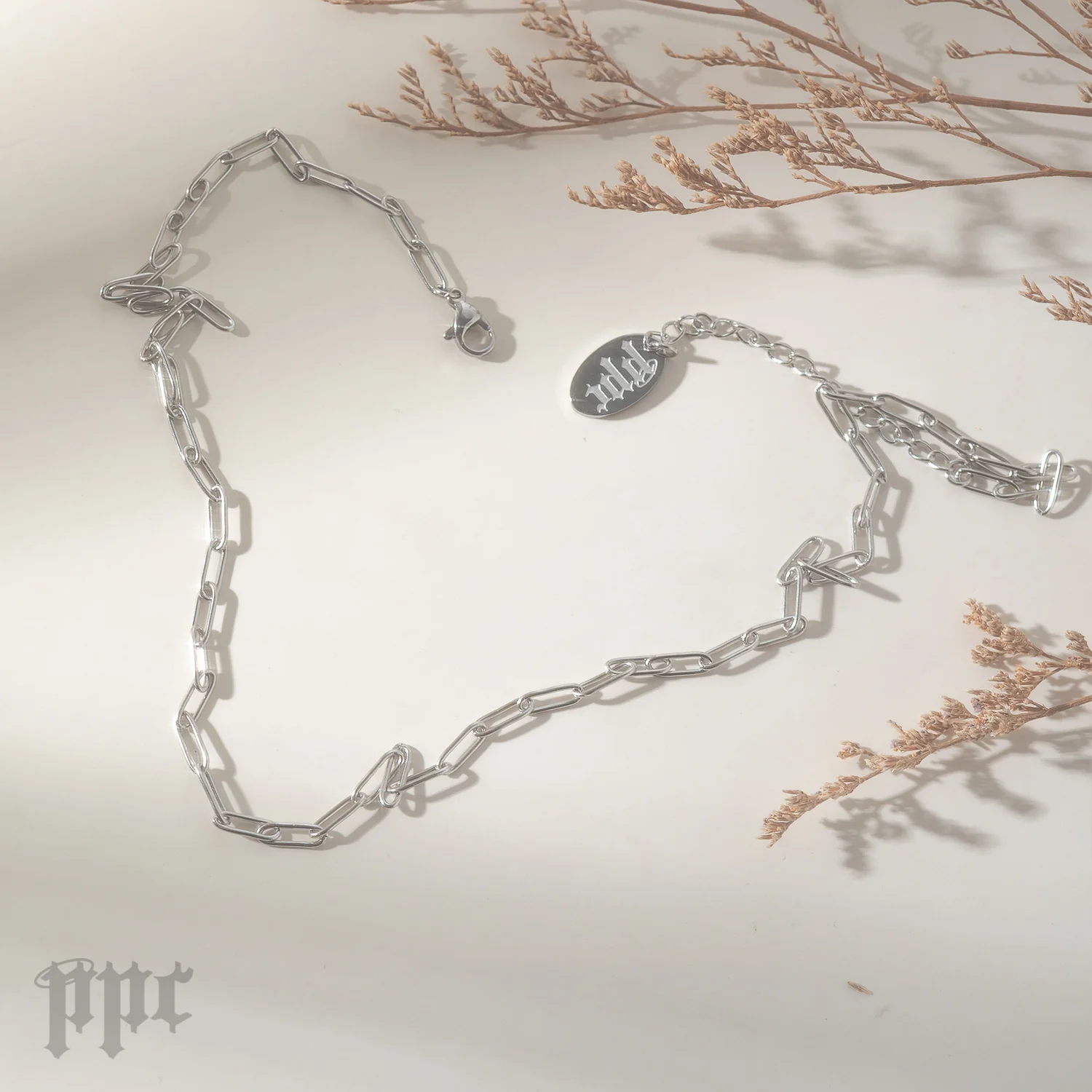 Classic Paperclip Chain - Image 4