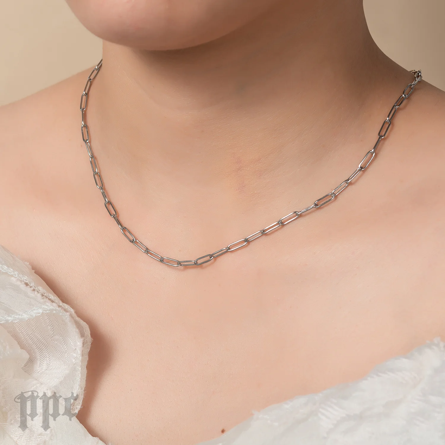 Classic Paperclip Chain - Image 6