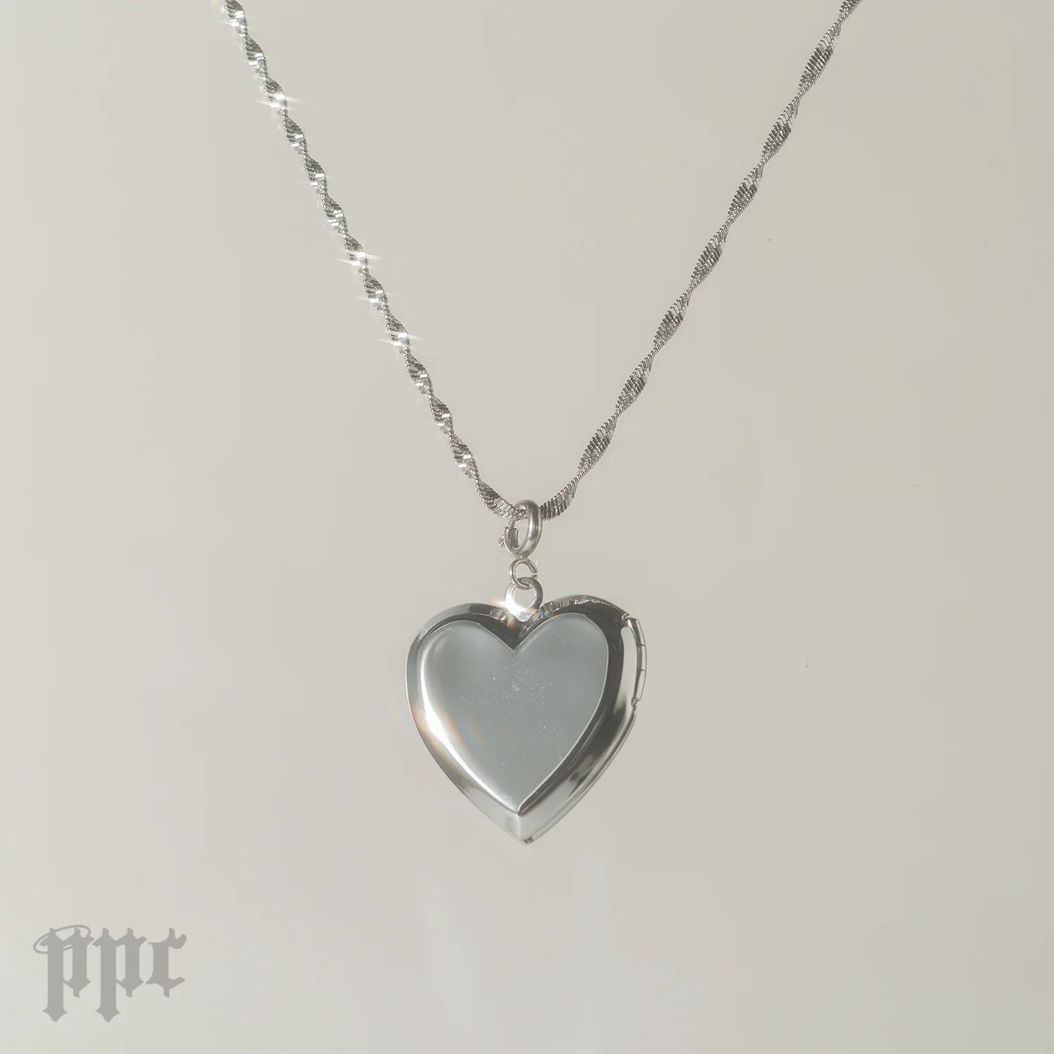 CORTIS Sweetheart Locket - Image 11