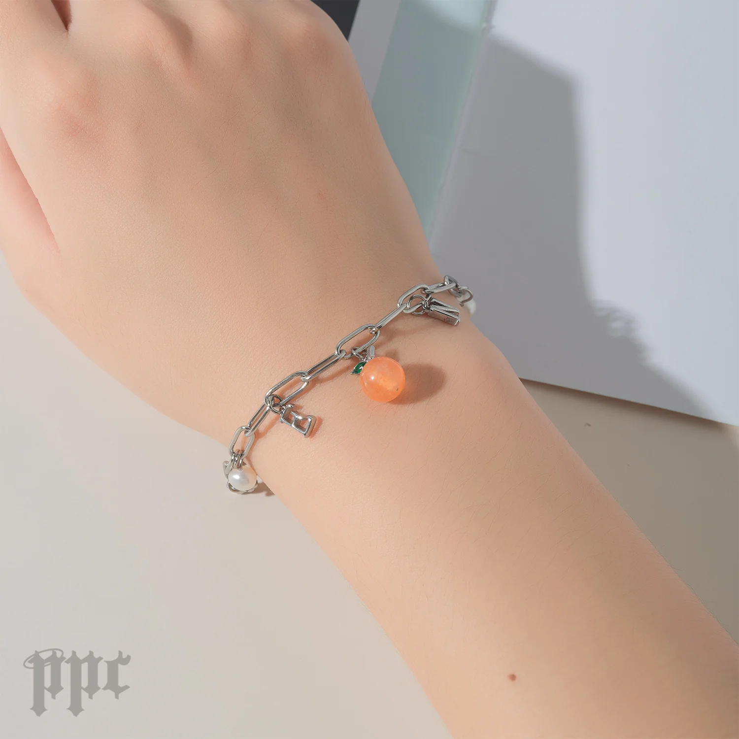 EN- Orange Flower Bracelet - Image 5