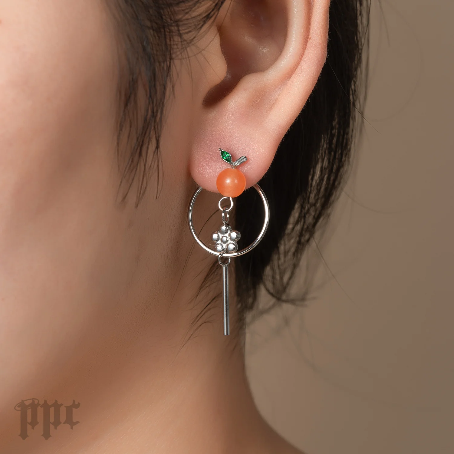 EN- Orange Flower Stud Earrings - Image 2