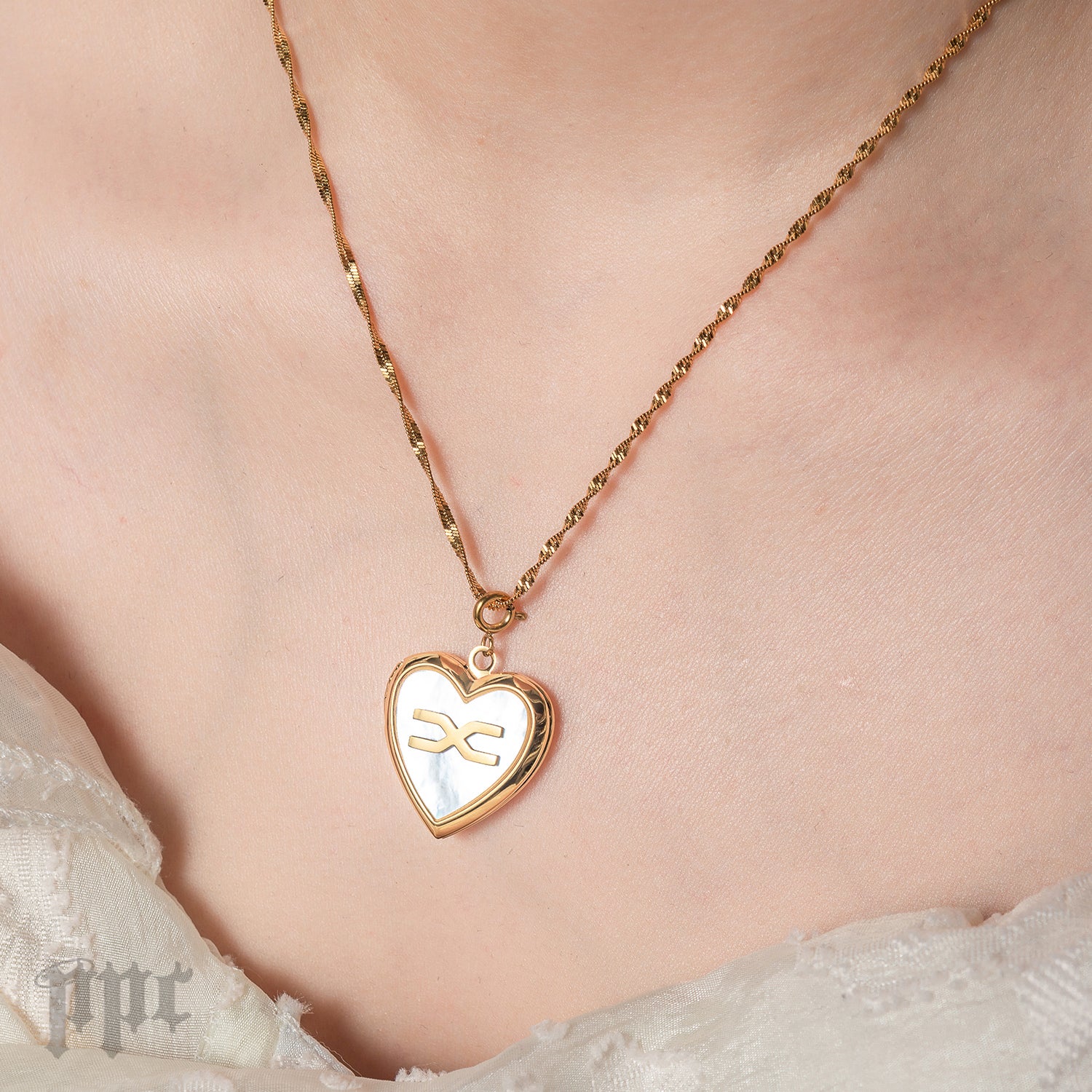 EN- Sweetheart Locket - Image 6
