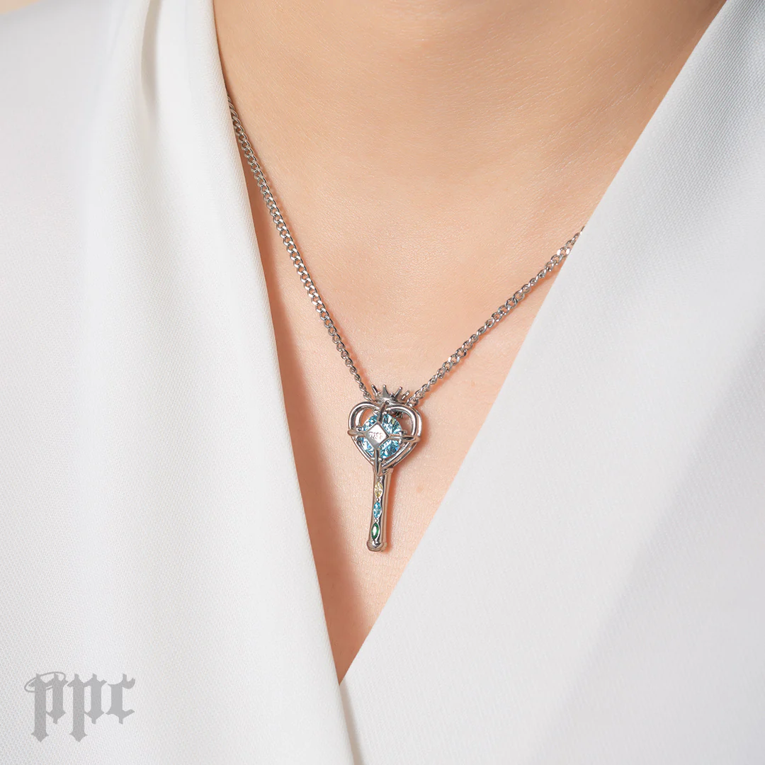 Moabong Necklace - Image 2