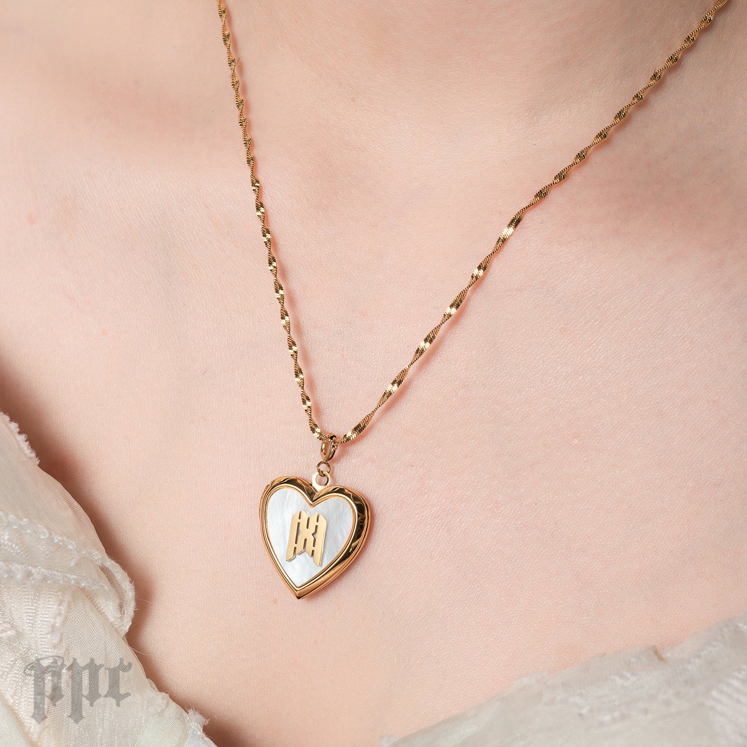 MX Sweetheart Locket - Image 4