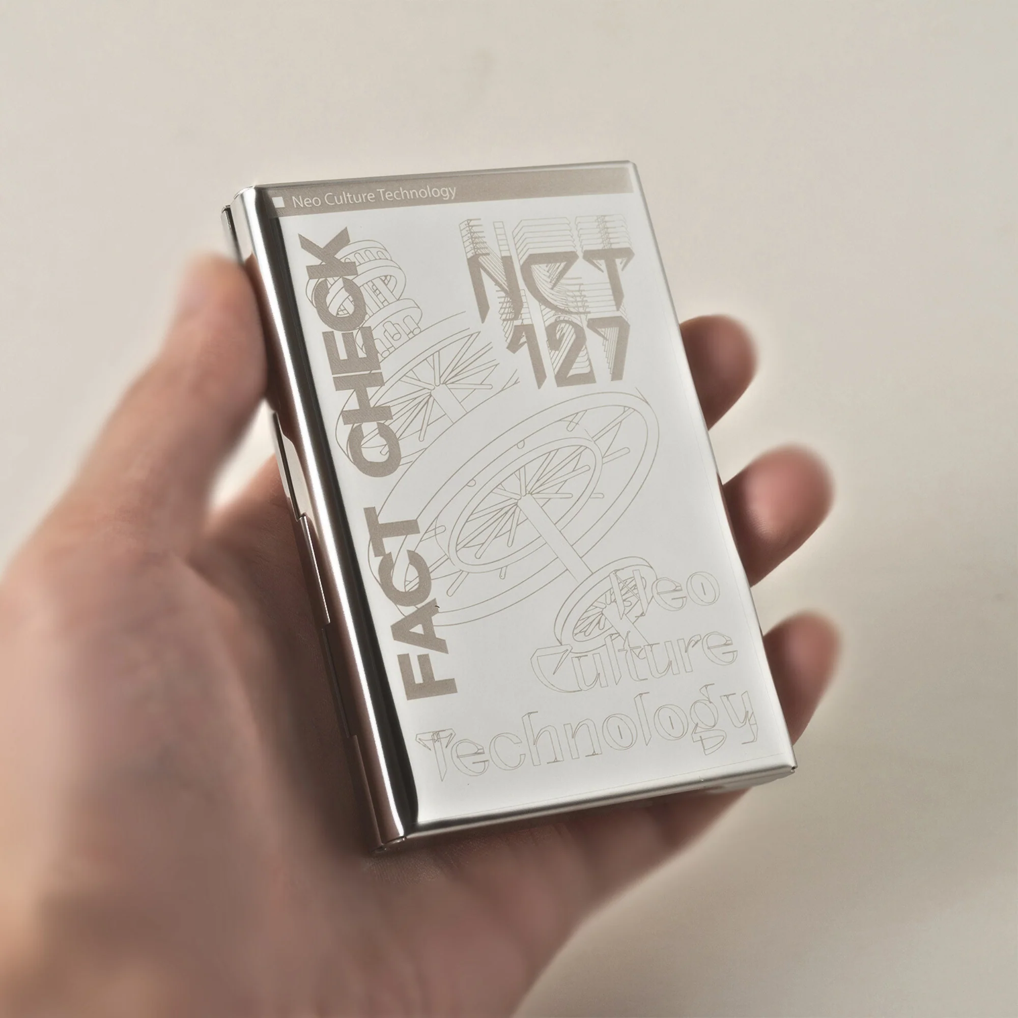 NCT Metal Cardholder - Image 2