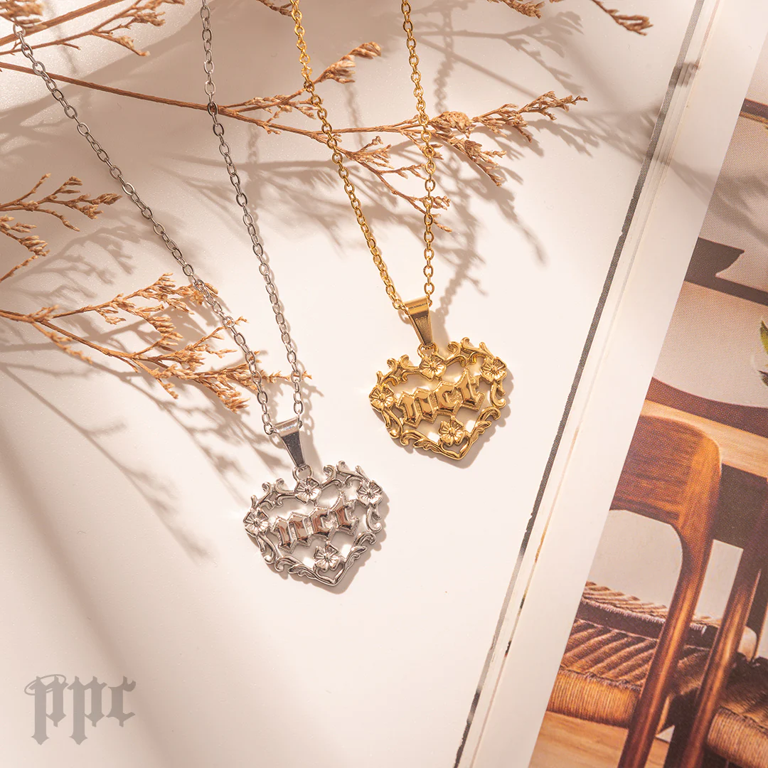 NCT Royal Hearts Necklace - Image 2