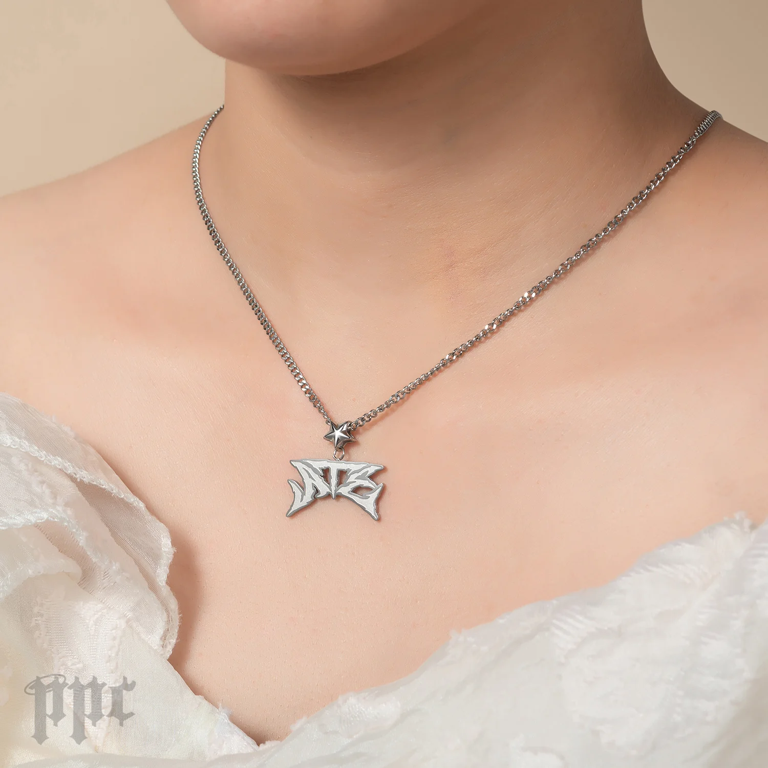 SKZ Dominate Pendant Necklace - Image 5