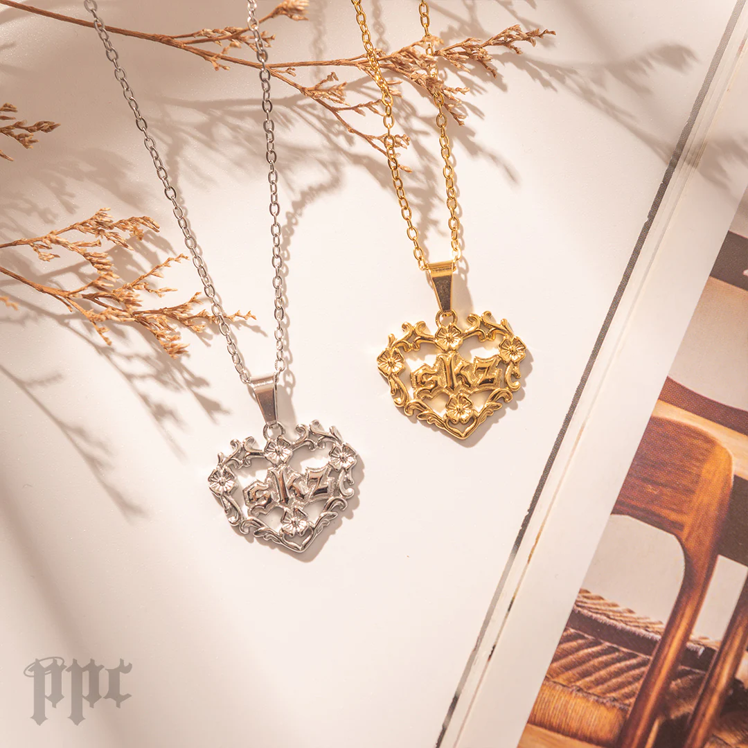 SKZ Royal Hearts Necklace - Image 2