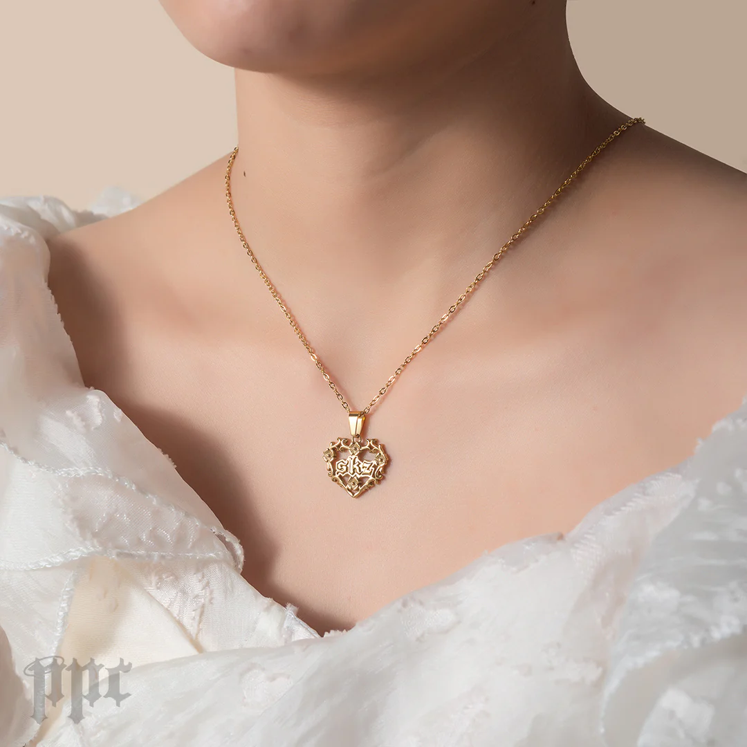 SKZ Royal Hearts Necklace - Image 3