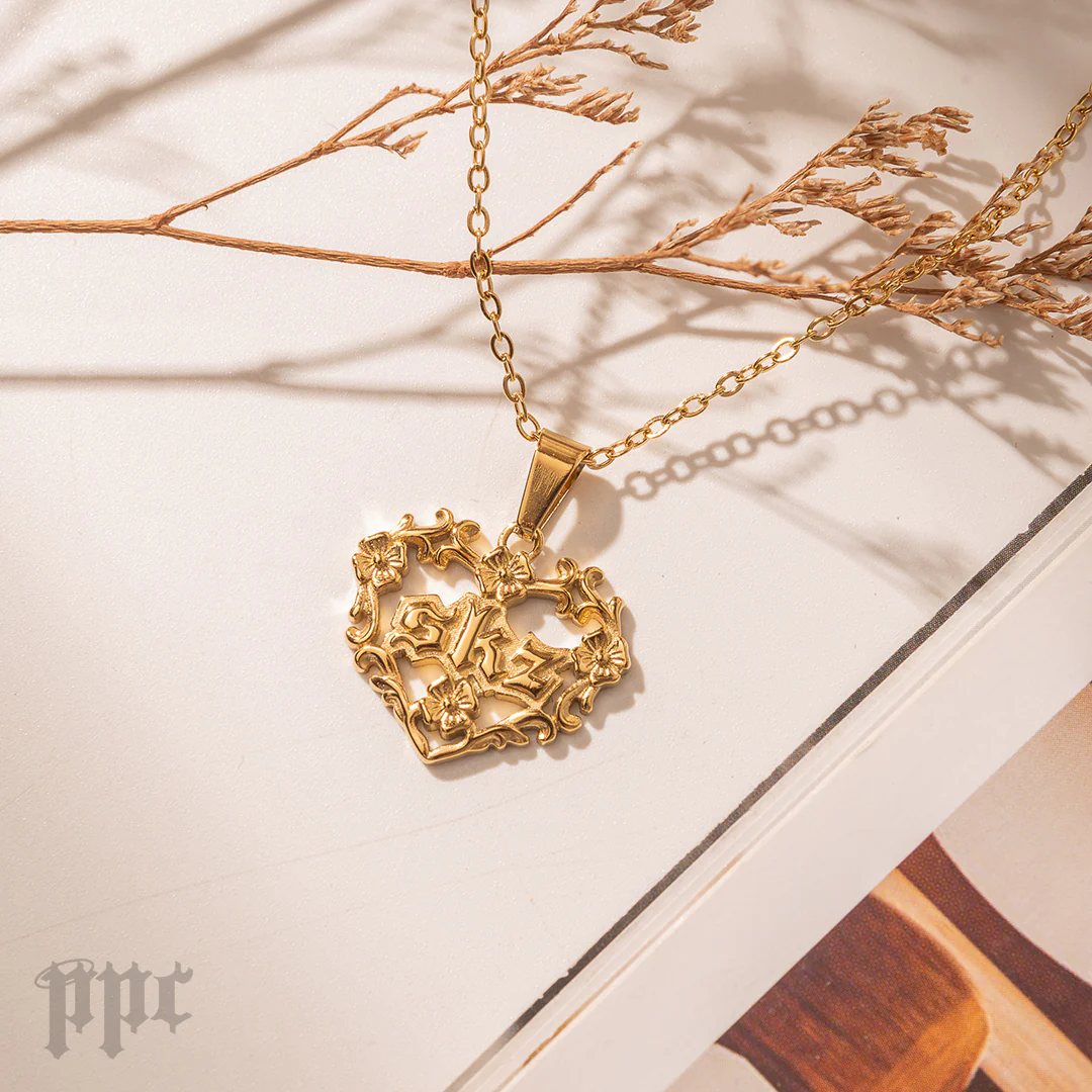 SKZ Royal Hearts Necklace - Image 5