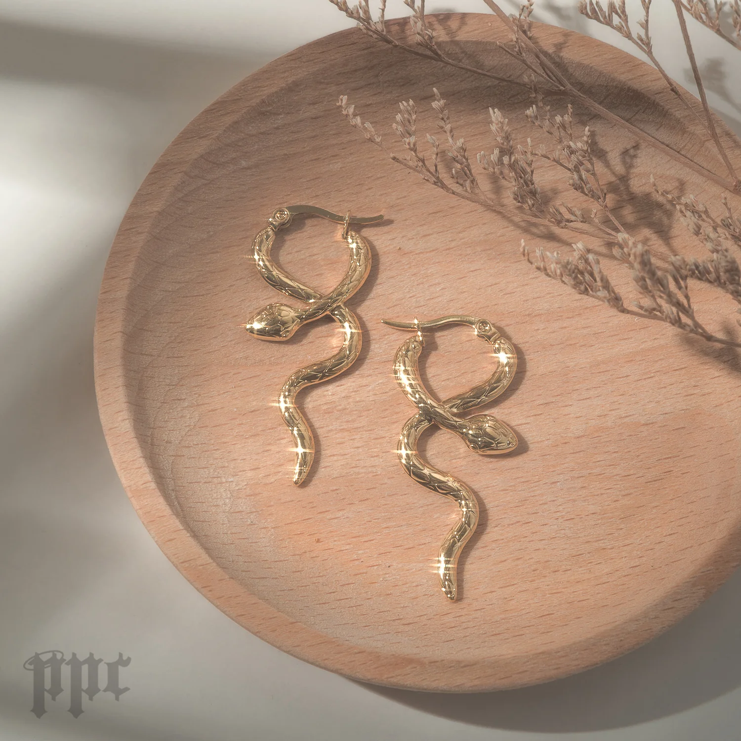 SKZ S Class Earring Set - Image 9