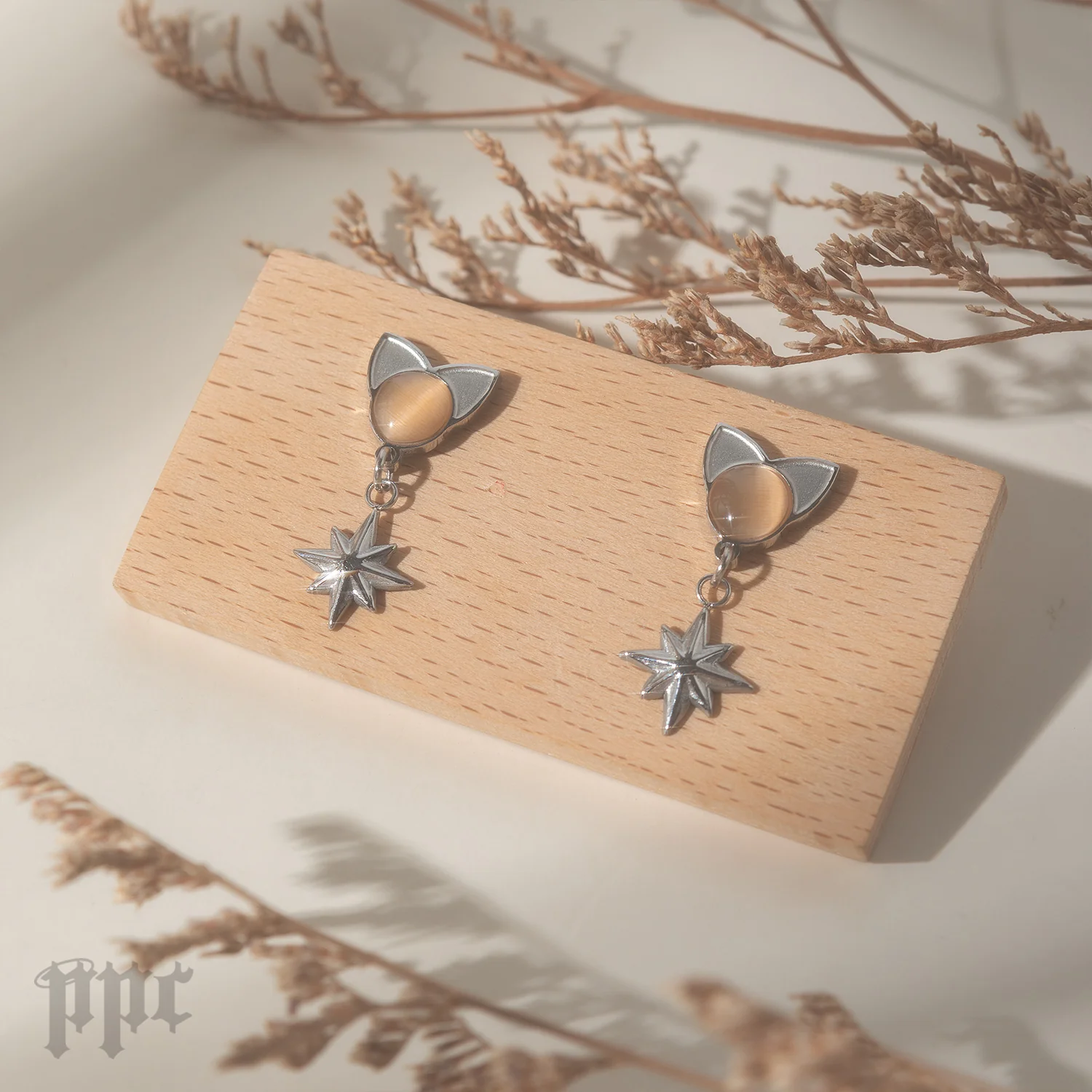 SKZOO Stud Earrings - Image 14