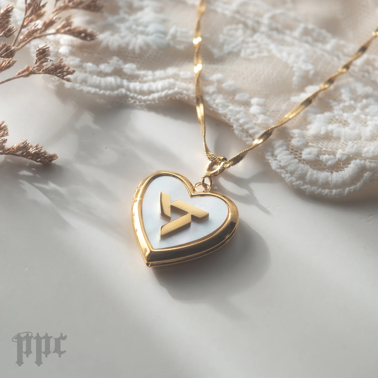 SVT Sweetheart Locket