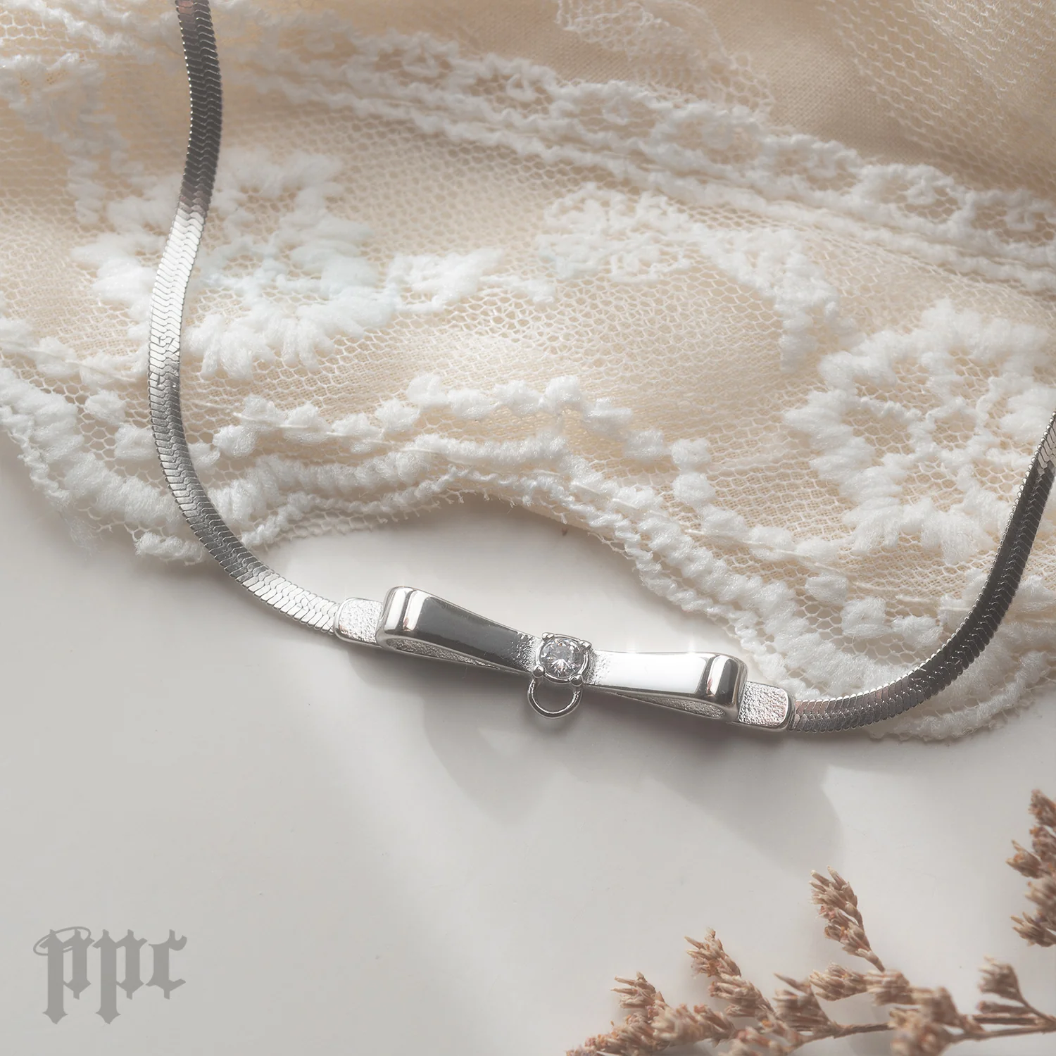 Sweetie Bow Necklace